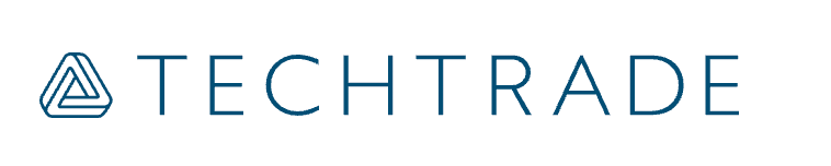 Techtrade logotyp på en vit bakgrund.